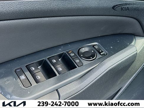 New 2026 Kia Sportage EX FWD image 19