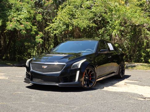 Used 2018 Cadillac CTS V w/ Carbon Fiber Package RWD image 2