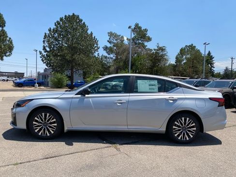 New 2026 Nissan Altima 2.5 SV FWD image 2