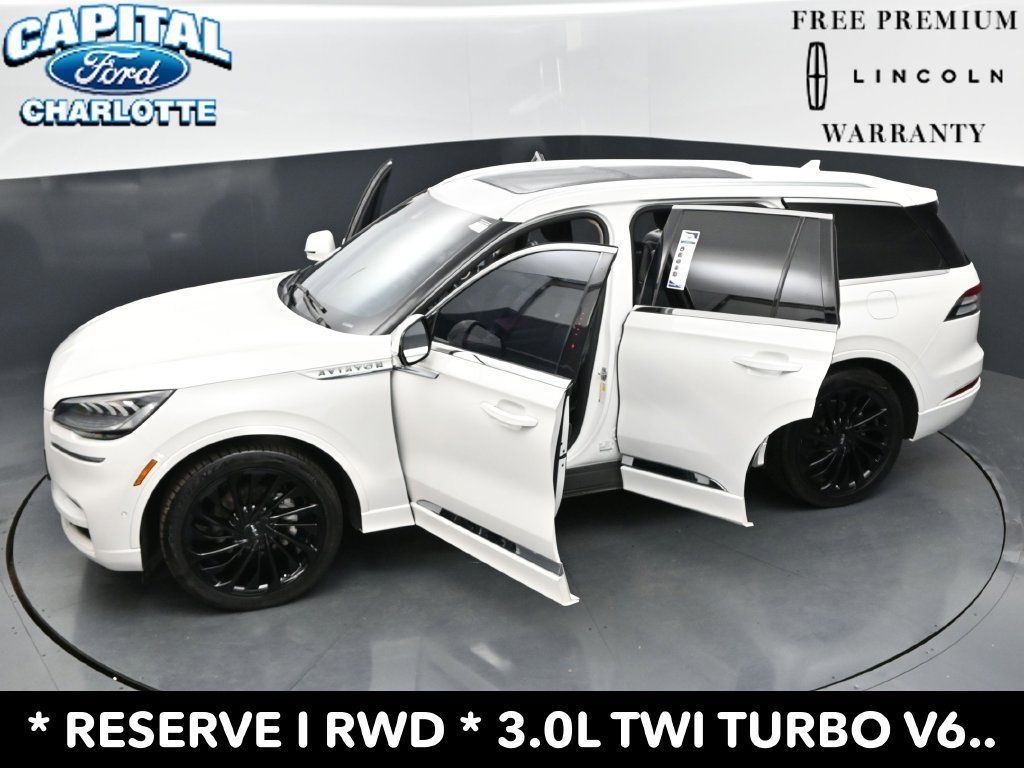 Used 2022 Lincoln Aviator Reserve w/ Equipment Group 201A RWD image 36