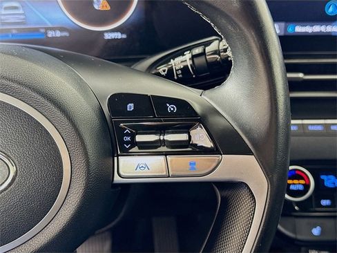 Certified 2023 Hyundai Elantra SEL w/ Convenience Package image 18