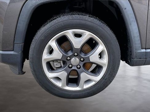 Used 2021 Jeep Compass Limited w/ Sun and Sound Group image 10