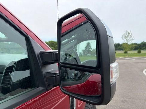 Used 2022 Ford F250 XLT w/ XLT Premium Package AWD/4WD image 8