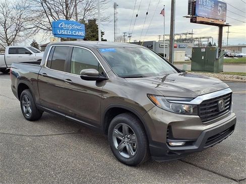 Certified 2023 Honda Ridgeline RTL image 3