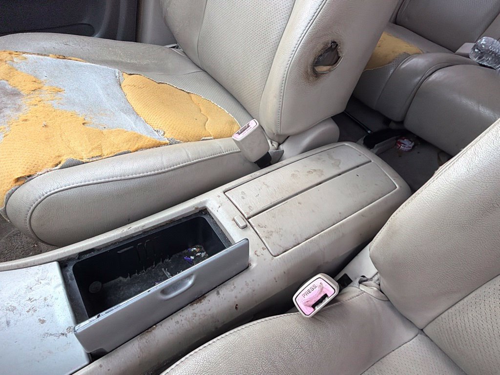 Used 2005 Toyota Highlander 2WD V6 w/ 3rd Row image 20