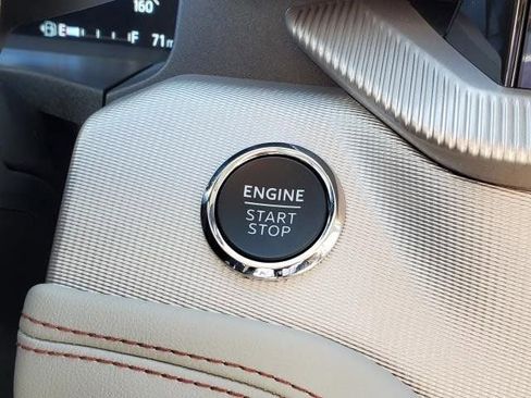 New 2026 Ford Explorer Active w/ Active Comfort Package image 31