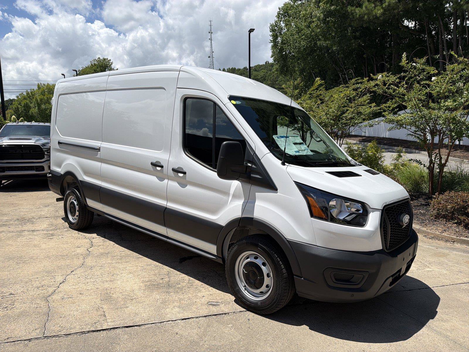 New 2026 Ford Transit 250 148 Medium Roof w/ Load Area Protection Package RWD image 1