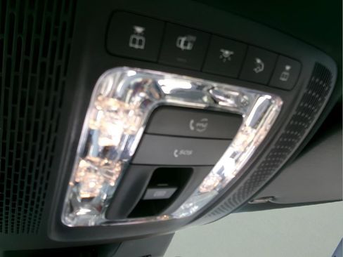 Used 2025 Mercedes-Benz CLA 250 image 15