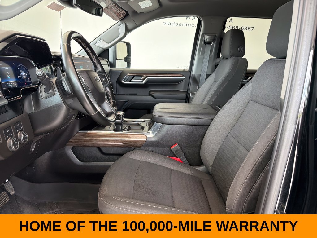 Used 2023 Chevrolet Silverado 1500 RST w/ Max Trailering Package AWD/4WD image 9