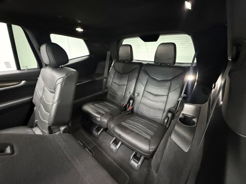 Used 2022 Cadillac XT6 Sport w/ Platinum Package AWD/4WD image 26