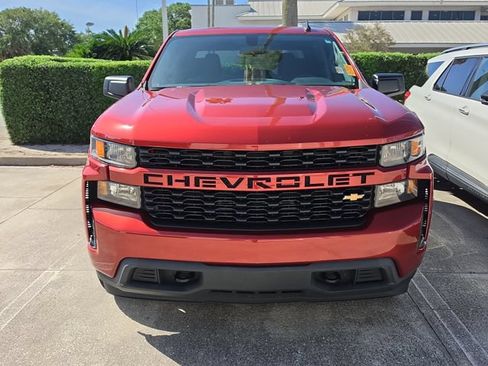 Used 2021 Chevrolet Silverado 1500 Custom RWD image 2