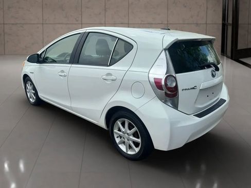 Used 2012 Toyota Prius C Three image 4