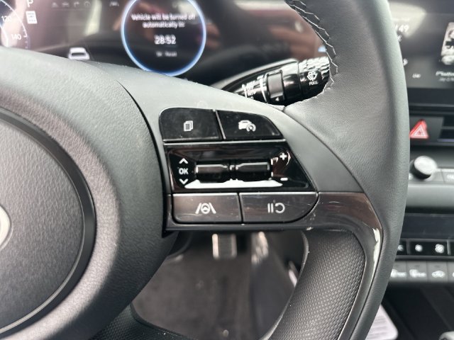 New 2026 Hyundai Elantra SEL FWD image 32