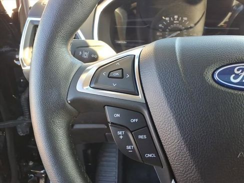 Used 2021 Ford Edge Titanium w/ Canadian Touring Package AWD/4WD image 18