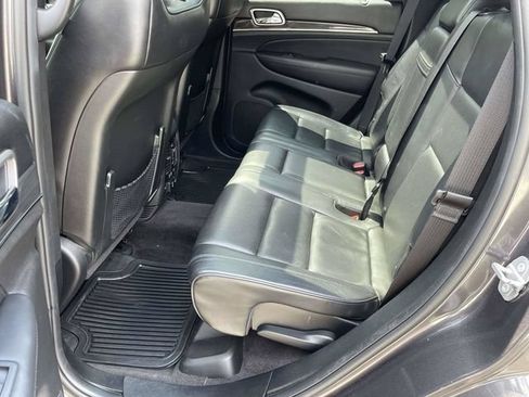 Used 2018 Jeep Grand Cherokee Overland AWD/4WD image 5