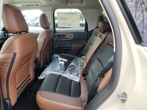 New 2025 Ford Bronco Sport Outer Banks w/ Outer Banks Tech Package+ image 6