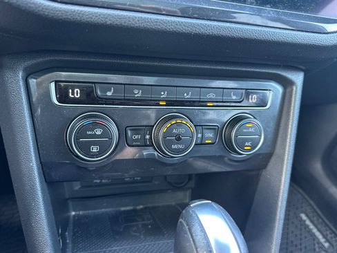 Used 2021 Volkswagen Tiguan SE R-Line w/ 3rd Row Seat Package AWD/4WD image 27