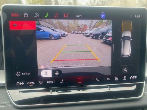 New 2026 Volkswagen Tiguan SE R-Line AWD/4WD image 11