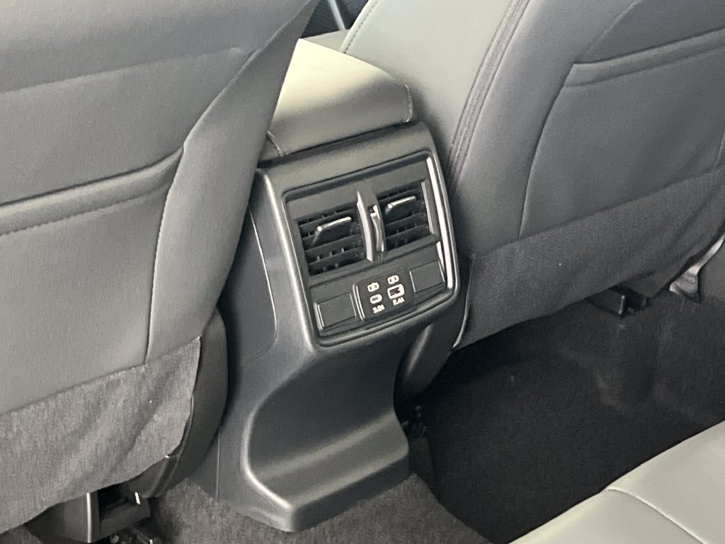 New 2026 Subaru Outback Premium AWD/4WD image 36