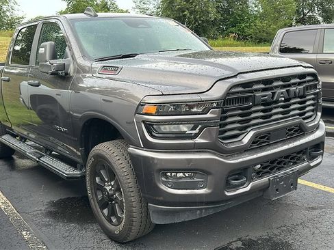 Used 2025 RAM 2500 Big Horn AWD/4WD image 2