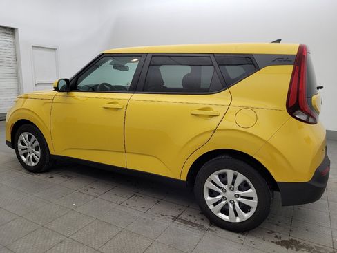 Used 2020 Kia Soul LX FWD image 3