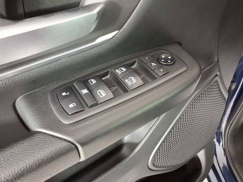Used 2019 RAM 1500 Big Horn AWD/4WD image 15