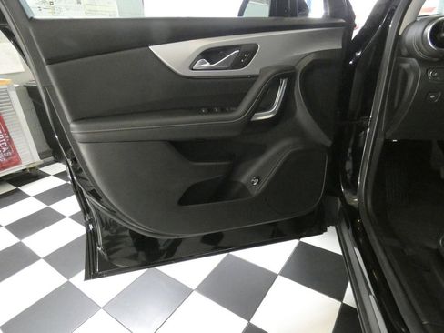 Used 2024 Chevrolet Blazer LT w/ Convenience Package FWD image 20