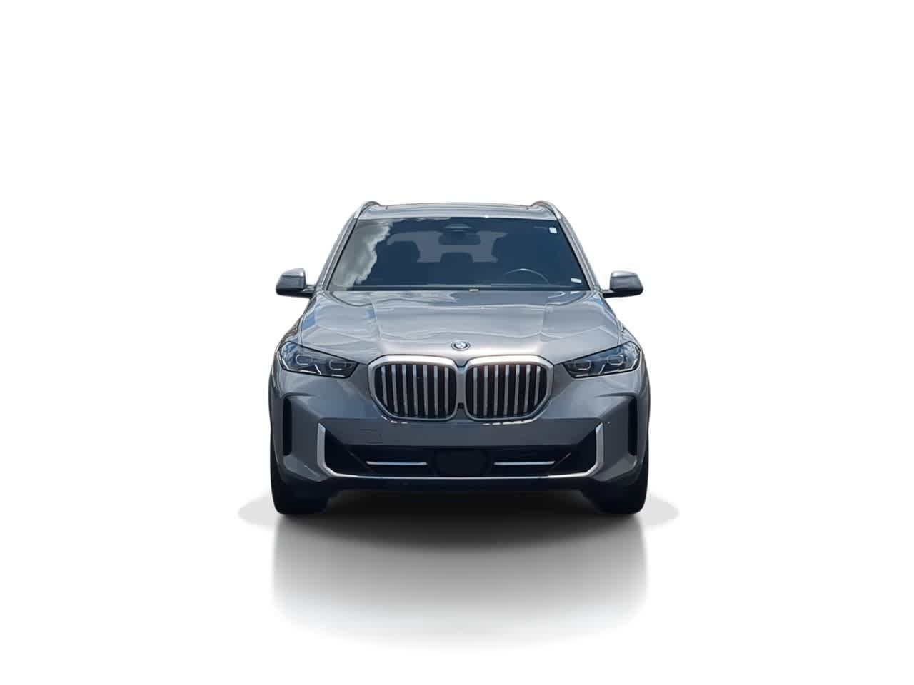 Used 2024 BMW X5 xDrive50e AWD/4WD image 3