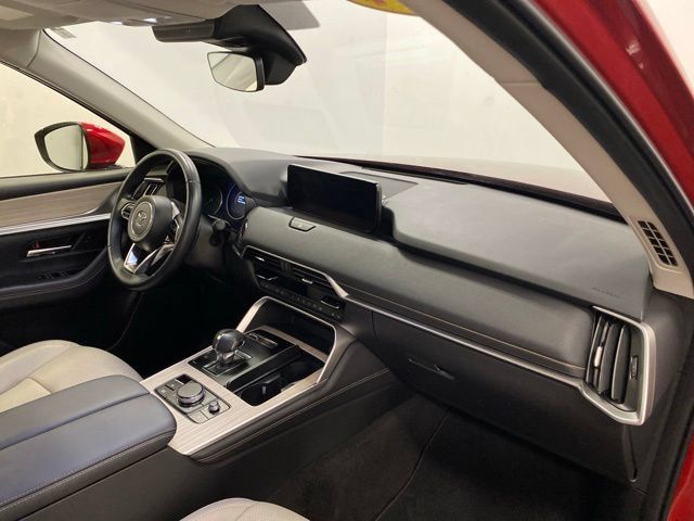 Certified 2024 MAZDA CX-90 3.3 Turbo w/ Preferred Plus AWD/4WD image 24
