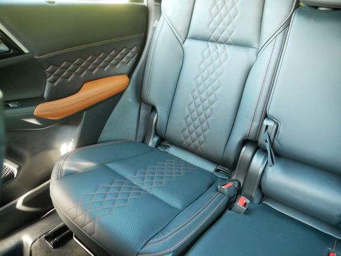 Used 2022 Mitsubishi Outlander SEL AWD/4WD image 12