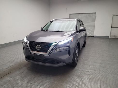 Used 2021 Nissan Rogue SV w/ Premium Package FWD image 15