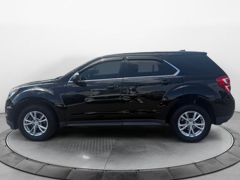 Used 2017 Chevrolet Equinox LS AWD/4WD image 4