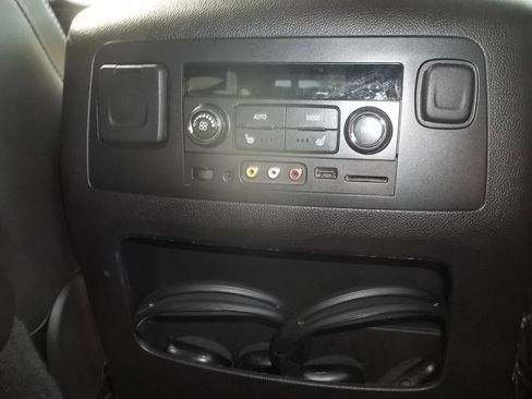 Used 2016 GMC Yukon SLT w/ Open Road Package image 10