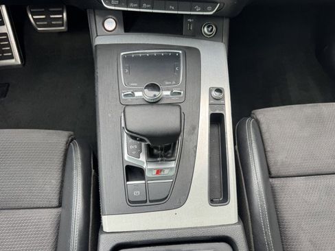 Used 2020 Audi SQ5 Premium Plus w/ Premium Plus Package AWD/4WD image 35