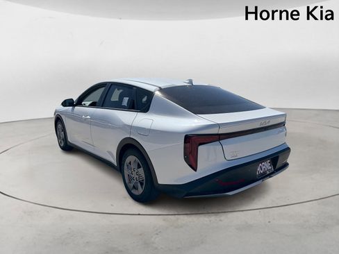 New 2026 Kia K4 FWD image 5