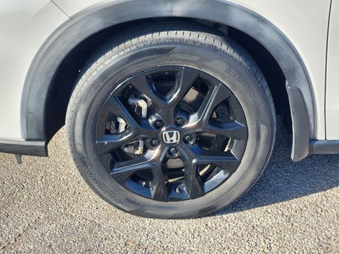 Used 2023 Honda HR-V Sport image 10