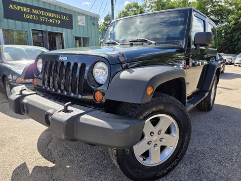 Used 2012 Jeep Wrangler Sport AWD/4WD image 2