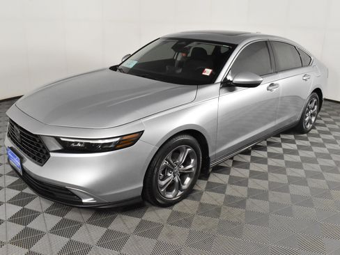 Certified 2024 Honda Accord EX image 10