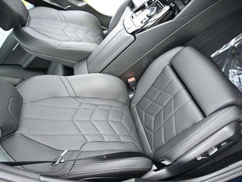 Certified 2024 BMW i5 eDrive40i w/ M Sport Package image 16