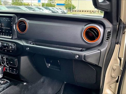 Used 2022 Jeep Gladiator Mojave w/ Trailer Tow Package image 21