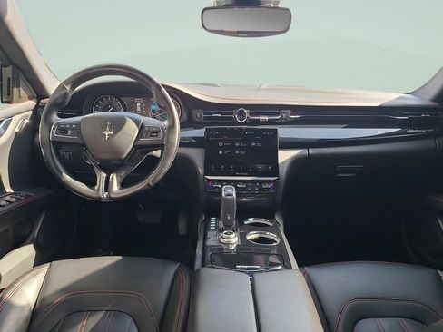 Used 2021 Maserati Quattroporte S RWD image 19