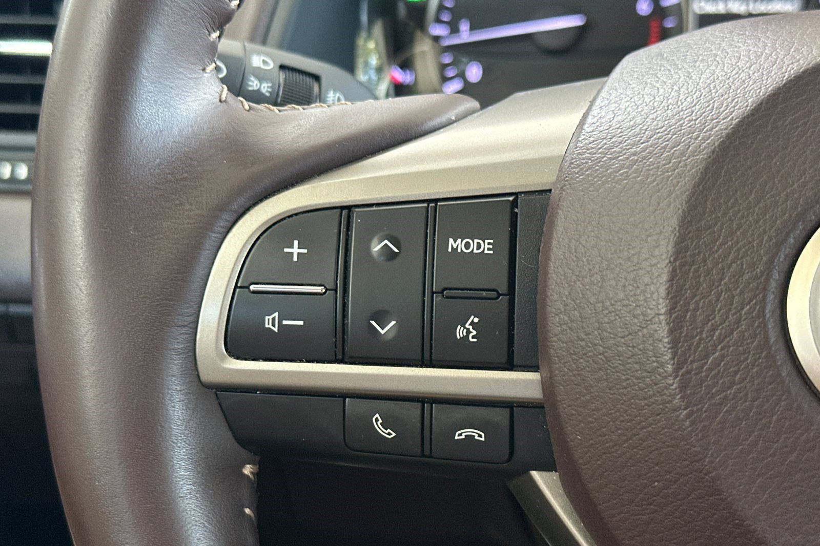 Used 2019 Lexus RX 350 FWD w/ Navigation Package image 31
