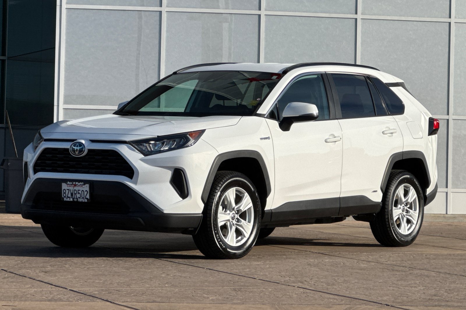 Certified 2021 Toyota RAV4 LE AWD/4WD image 10