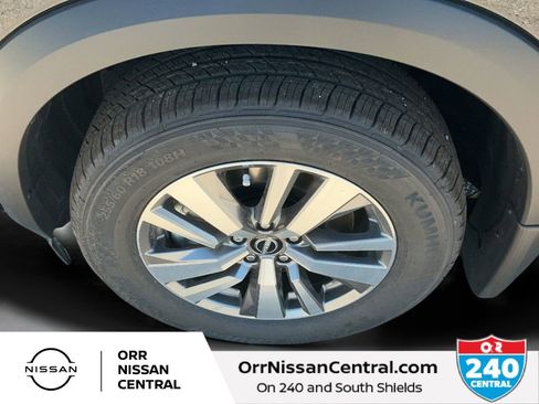 New 2026 Nissan Pathfinder SL FWD image 9