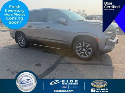 Used 2022 Chevrolet Suburban LT w/ Luxury Package