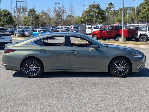 Used 2024 Lexus ES 350 ES 350 w/ Premium Package image 4