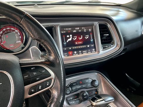 Used 2023 Dodge Challenger SRT Hellcat RWD image 13