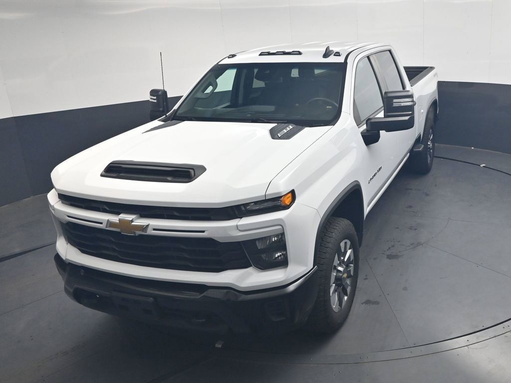 Used 2024 Chevrolet Silverado 2500 Custom AWD/4WD image 35