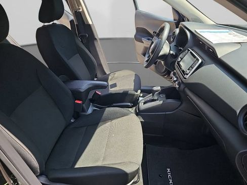 Used 2025 Nissan Kicks Play S FWD image 32