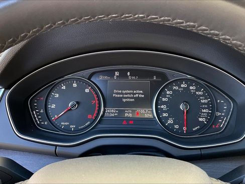 Used 2021 Audi Q5 Premium w/ Convenience Package image 20